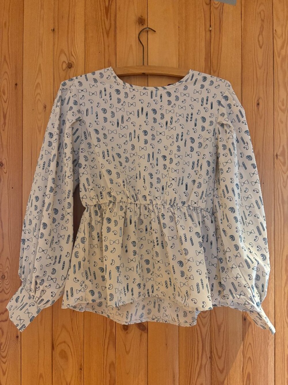 Pasta Peplum Compania Fantastica Blouse